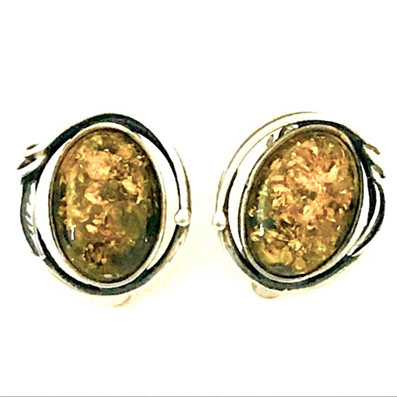 Sterling Silver~Earrings / Vintage / Clip Style - Picture 6 of 10